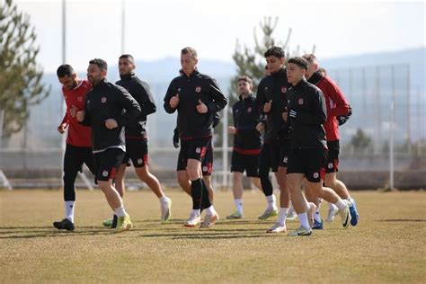 Sivassporda Alanya maçı hazırlıkları başladı
